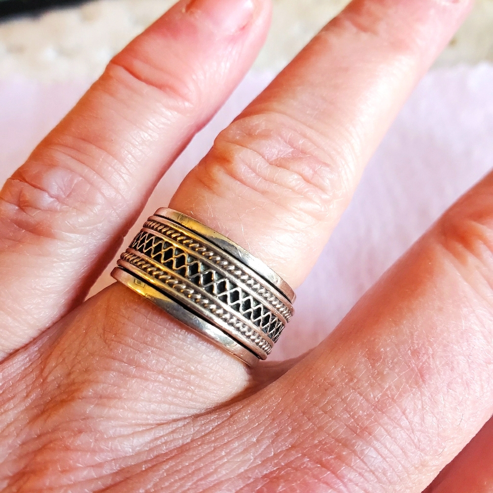 Spinner Ring sz7